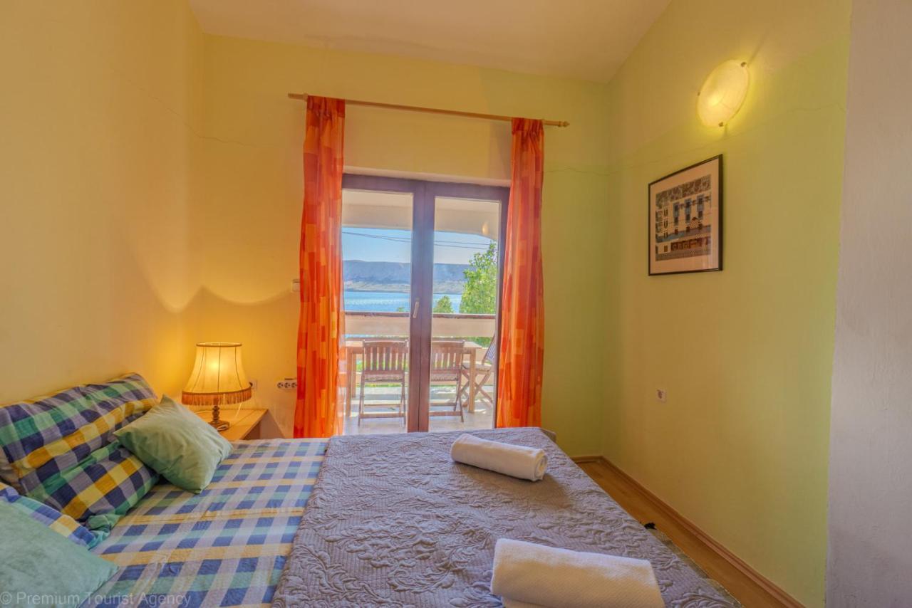 Zdenko Apartment Metajna Ngoại thất bức ảnh
