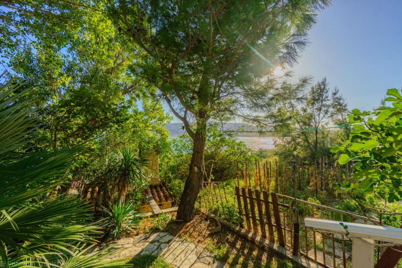 Zdenko Apartment Metajna Ngoại thất bức ảnh