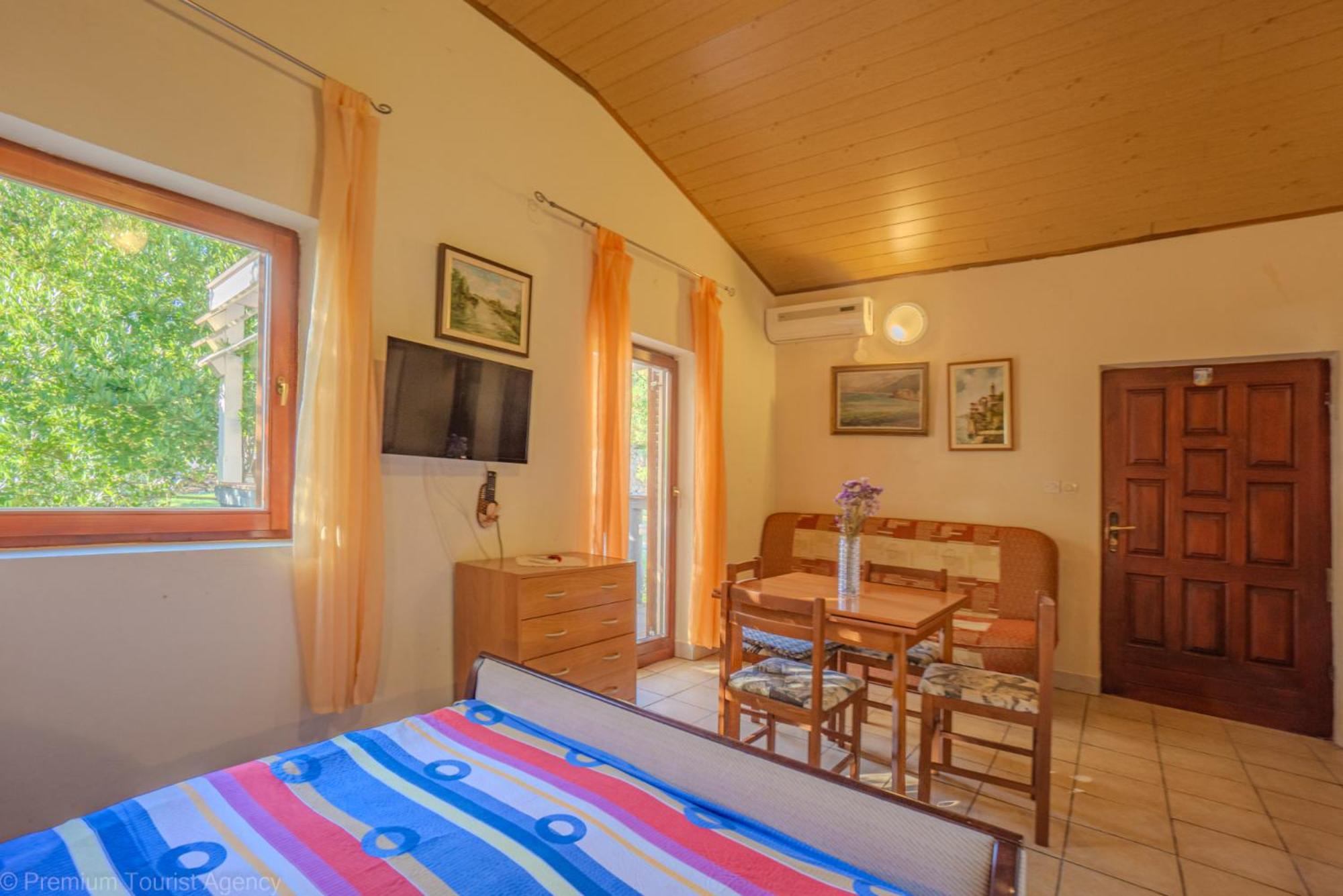 Zdenko Apartment Metajna Ngoại thất bức ảnh